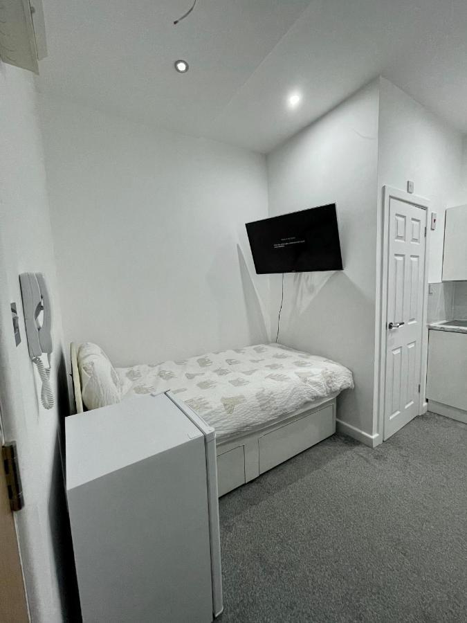 Self Contained Studio In Bham City Centre W Parking Birmingam Exterior foto